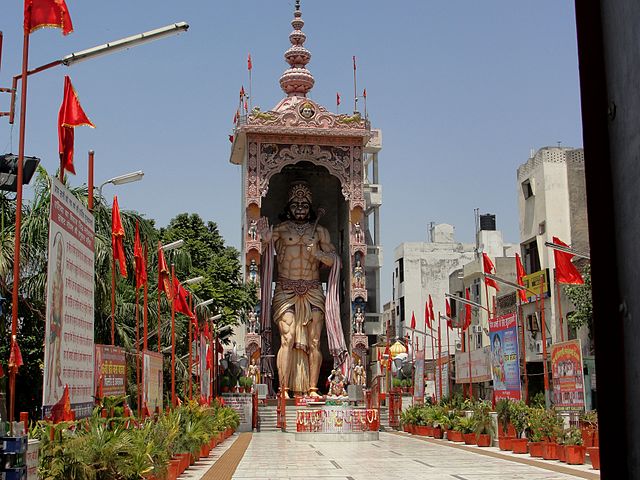 Datei:Hanuman Tempel Phillaur.JPG