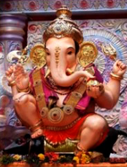 Datei:Ganesha der elefantenköpfige Gott.jpg