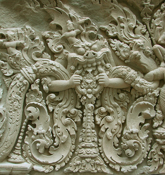 Datei:Kirttimukha in Angkor 566px-Linteau Musée Guimet 25974.jpg