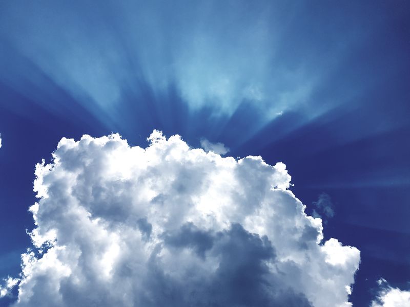 Datei:Wolken, Himmel, Natur, göttlich.jpg