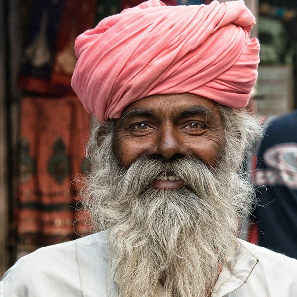 Datei:Human Hinduismus Indien Religion Glaube Hindu Mann Alter Mann.jpg
