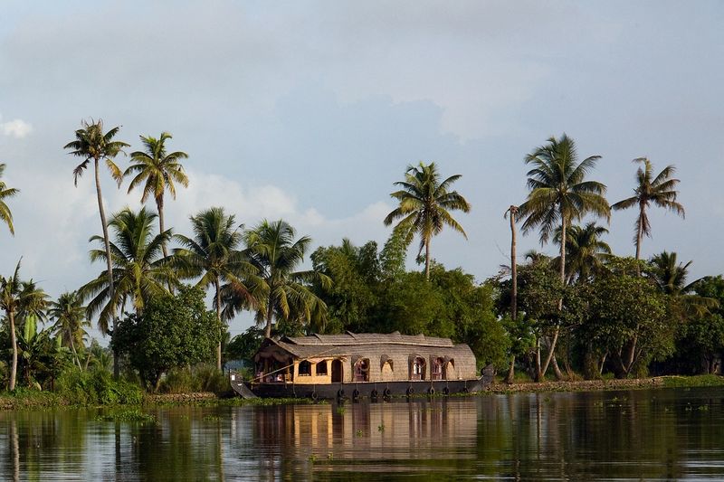 Datei:Backwater Kerala Indien.jpg