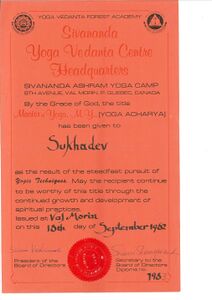 Yoga Acharya - Master of Yoga: Nach Abschluss seiner Yogalehrer Intensivweiterbildung (ATTC) bei Yoga Vidya im September 1982 bekam Sukadev den Titel "Yoga Acharya - Master of Yoga (M.Y.)", die in den International Sivananda Yoga Vedanta Centers übliche Bezeichnung für Absolventen des ATTC (Advanced Teachers Training Course). Acharya bzw. "Master" ist hier zu verstehen als ein Titel ähnlich dem "Magister", heute "Master" im universitären Sinne: An manchen indischen Universitäten ist der "Acharya" vergleichbar dem Magister, heute Master.