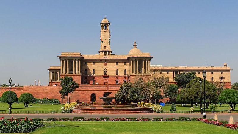 Datei:Delhi Neu-Delhi Regierungsgebäude.jpg