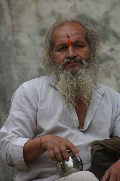 Datei:Babasteve-Varanasi mann mit Tilak.jpg