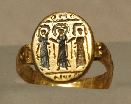 Datei:Ehe-Ring-Wedding ring Louvre AC924.jpg
