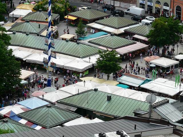 Datei:Viktualienmarkt München.jpg
