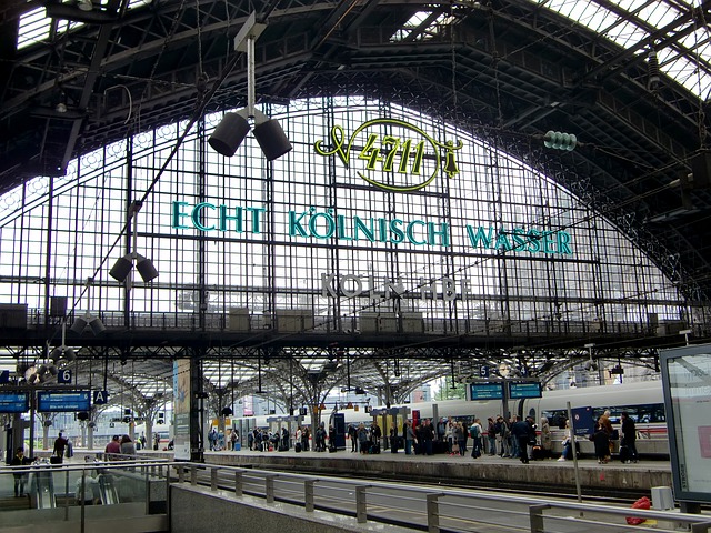 Datei:Köln hauptbahnhof.jpg