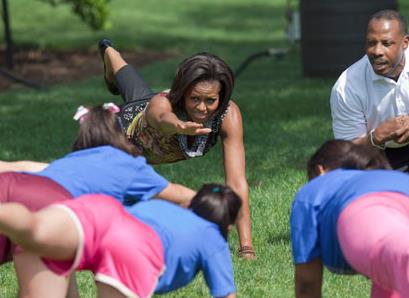 Datei:Yoga Michelle Obama.jpg