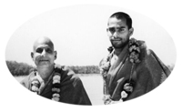 Datei:Swami Vishnu und Swami Sivananda.jpg