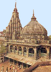 Datei:Vishnupadh Temple.jpg