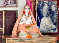 Fotografie einer Shankaracharya-Murti im Sivananda Ashram in Rishikesh.