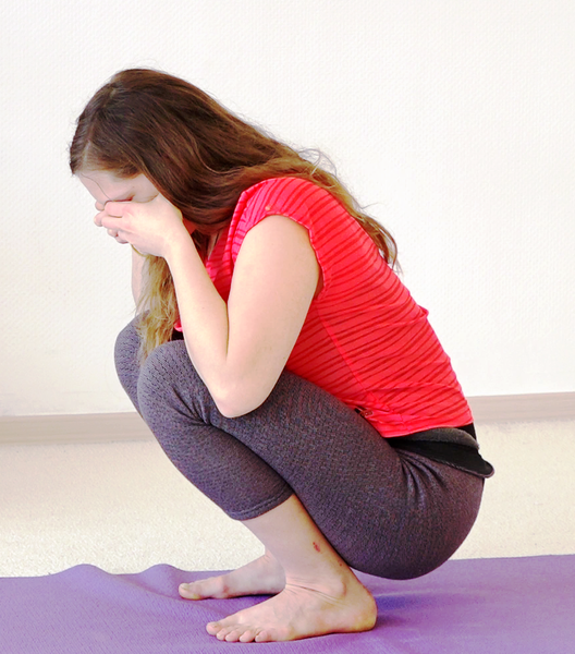 Datei:2366-Niranjana-Karmasana.png