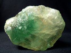 Fluorite-grün-Heilstein.jpg