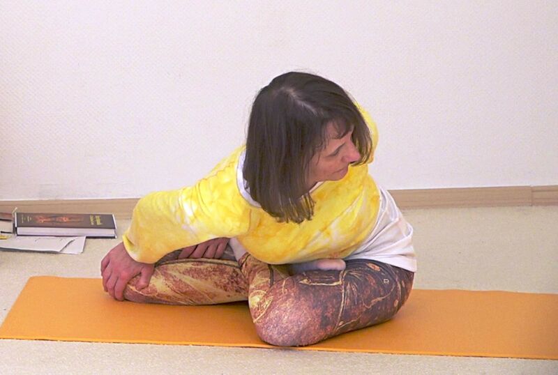 Datei:Vasamunyasana AL 2804.jpg