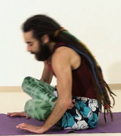 Lotos Kranichhaltung 2 in die Stellung schwingen.png