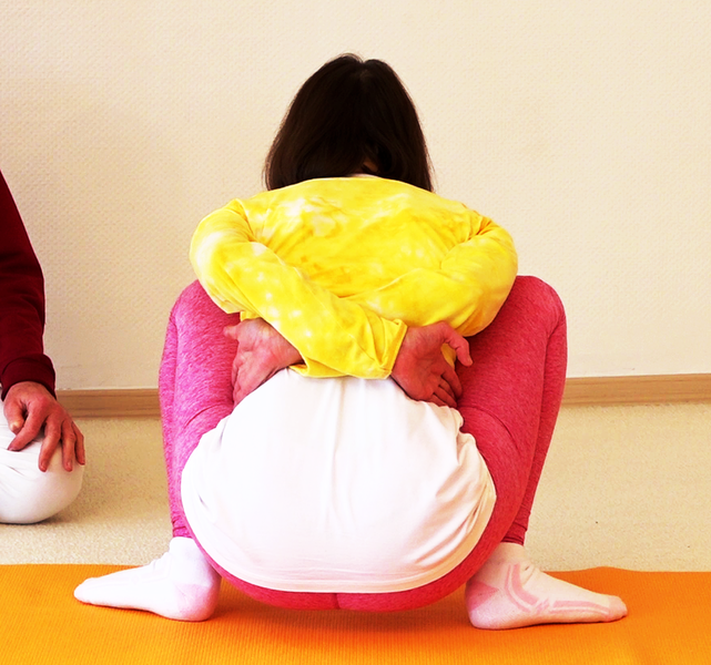 Datei:240-Baddha-Malasana.png