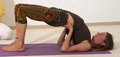 Yoga Bruecke mit gebeugten Knien 2.png