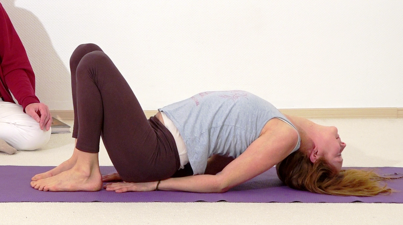 Datei:Janu Vakra Matsyasana 1962 Fin.png