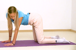 Bewegung der Wirbelsaeule aus dem Vierfuesslerstand 4 seitlich.png