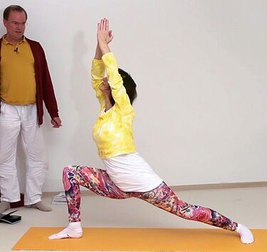 Virabhadrasana 1 Yogawiki