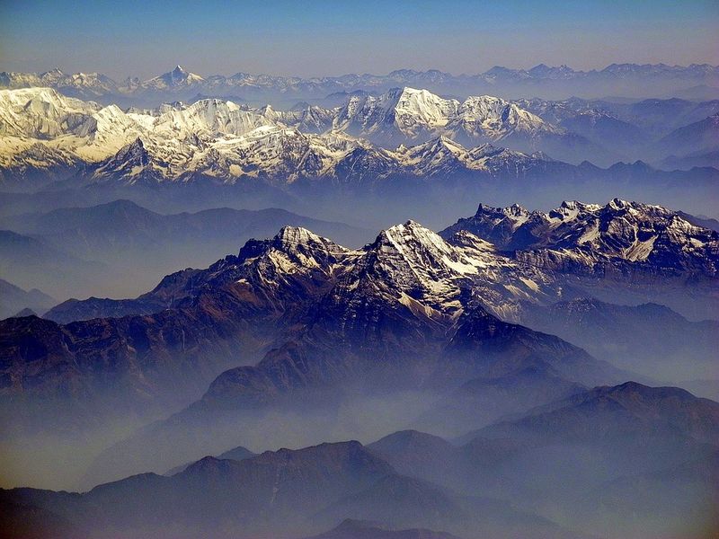 Datei:Himalaya Berge Weite Inspiration.jpg