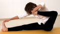 Pfeil und Bogen Yoga Stellung mit Fuss am Ohr.png