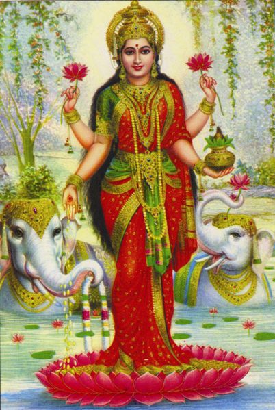 Datei:Lakshmi in rot mit weißem Hintergrund und Elefantenköpfen.jpg