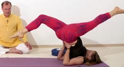 Vom Schulterstand in die Bruecke 2.png