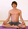 Seitspagat - Seitlicher Spagat Yoga Pose 1.png