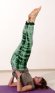 129-Ardha-Parshva-Sarvangasana05-06-14h30m30s060.png