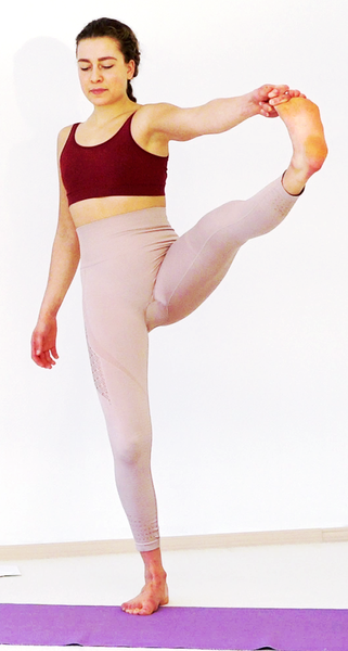 Datei:622-Hasta-Padangushthasana05-27-13h50m33s859.png
